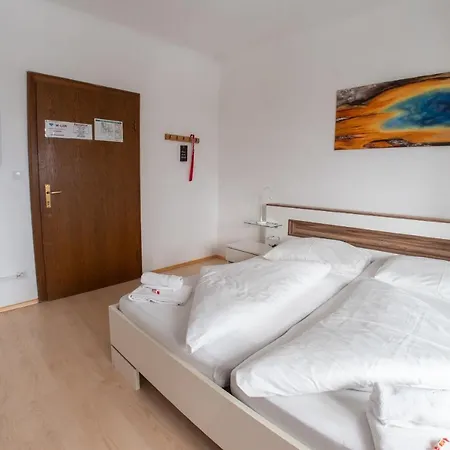 Bed and breakfast Heimgartl 3*