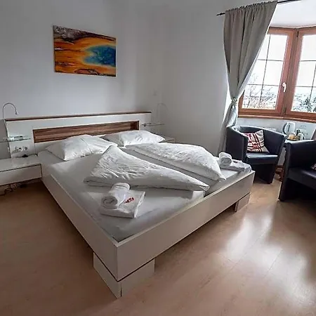 Heimgartl Nocleg ze śniadaniem 3*