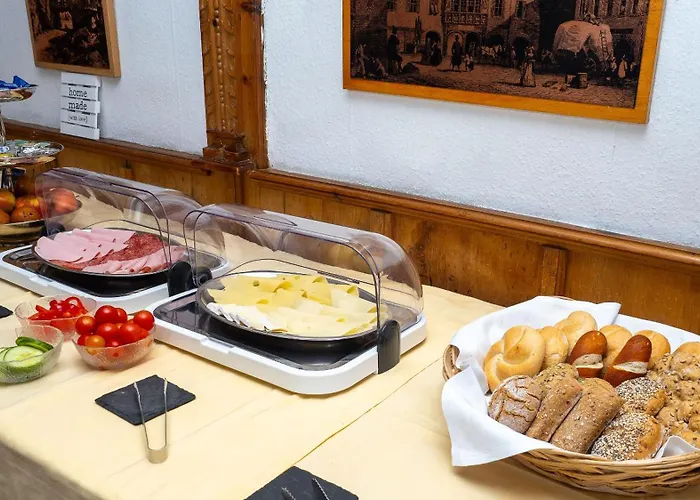 فندق مبيت وإفطار هايمغارتل للمبيت والإفطار