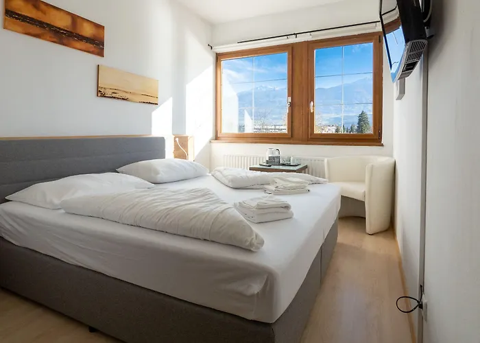 هايمغارتل للمبيت والإفطار فندق مبيت وإفطار إنسبروك