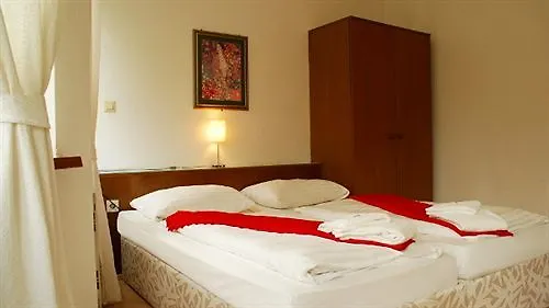 هايمغارتل للمبيت والإفطار 3* إنسبروك